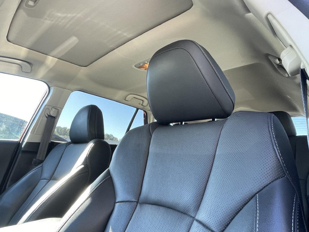 Used 2022 Subaru Outback Limited AWD/4WD image 9