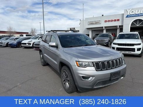 Used 2020 Jeep Grand Cherokee Limited w/ Luxury Group II image 2