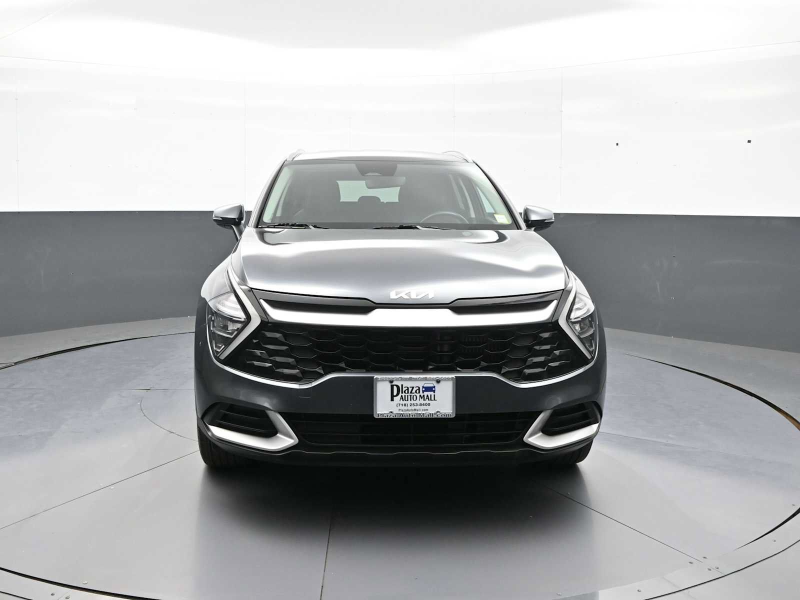Certified 2023 Kia Sportage EX AWD/4WD image 2