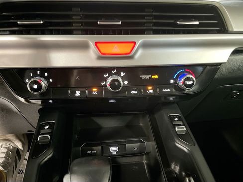 Used 2021 Kia Telluride S image 15