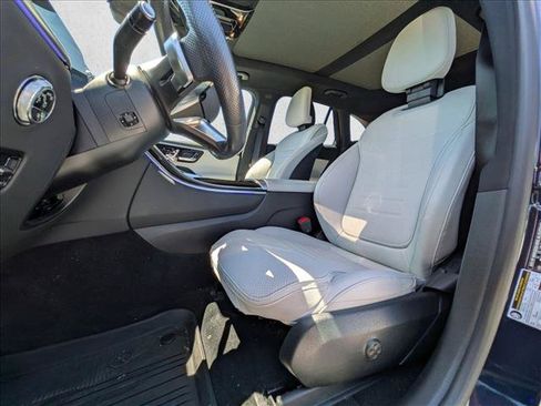Certified 2023 Mercedes-Benz GLC 300 4MATIC image 16