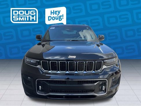 New 2025 Jeep Grand Cherokee L Overland w/ Trailer Tow Package AWD/4WD image 8
