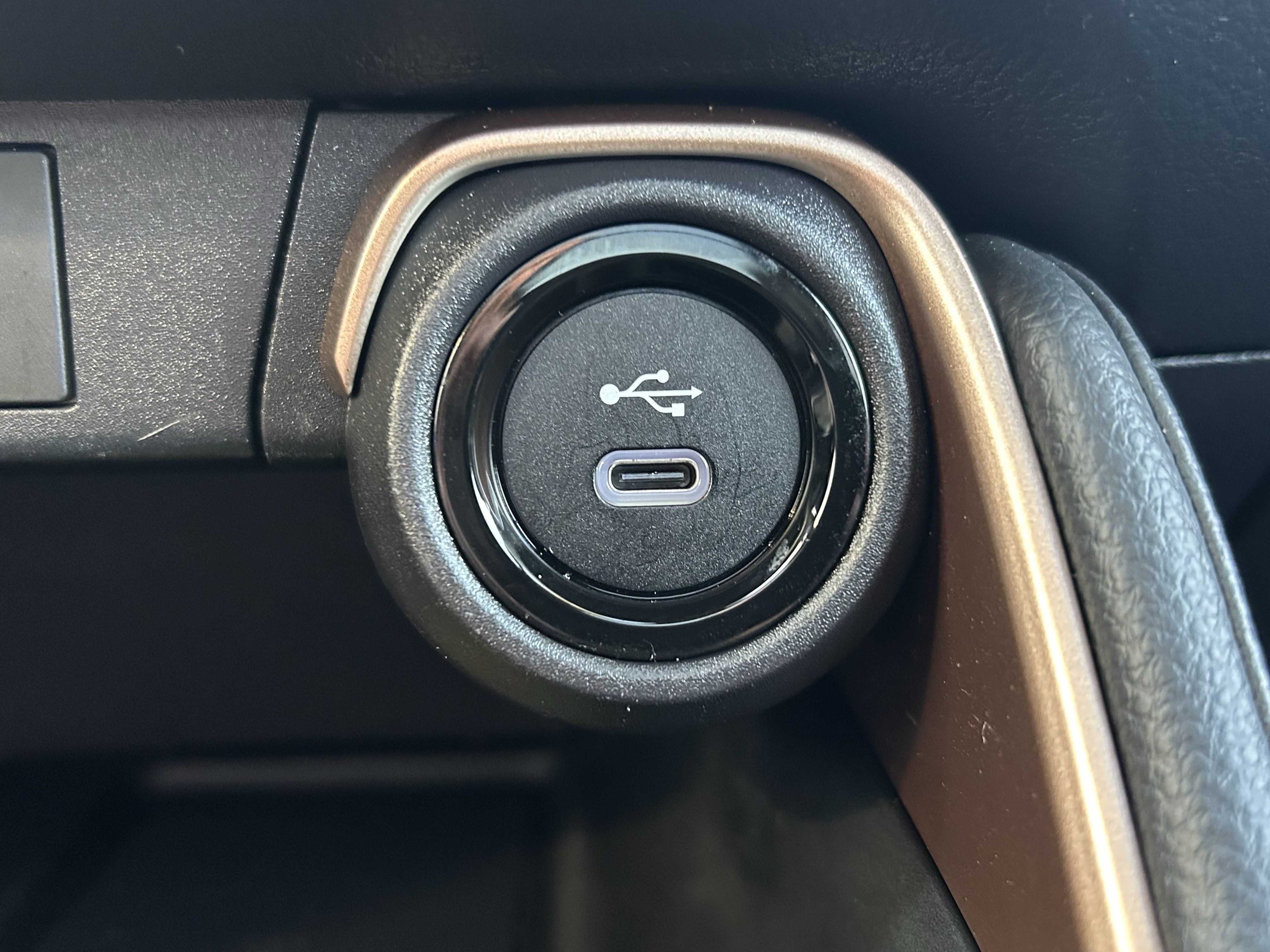 Used 2025 Toyota Grand Highlander AWD Hybrid image 35