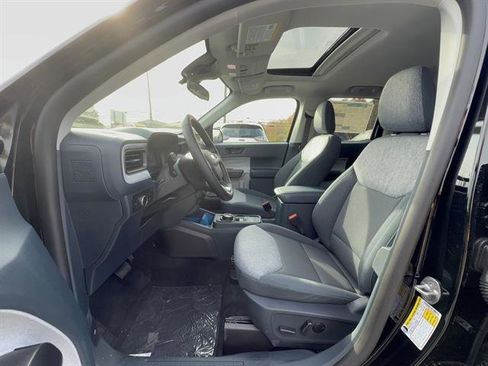 New 2025 Ford Maverick XLT w/ XLT Luxury Package image 19