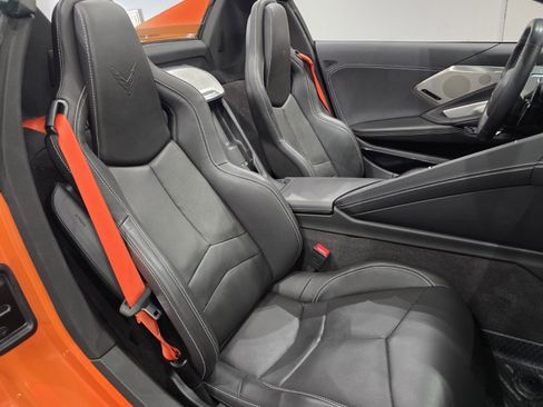 Used 2024 Chevrolet Corvette Stingray Preferred Conv w/ 2LT RWD image 23