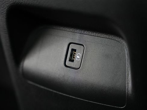 Used 2020 Nissan Sentra SV FWD image 36