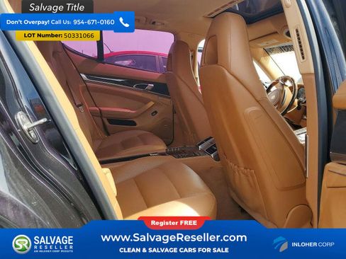 Used 2014 Porsche Panamera S image 13