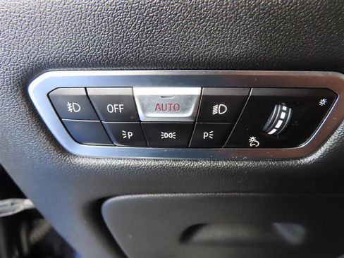 Used 2019 BMW X7 xDrive50i w/ M Sport Package AWD/4WD image 21