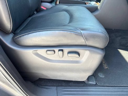 Used 2021 Nissan Armada SL w/ Captain's Chairs Package AWD/4WD image 31