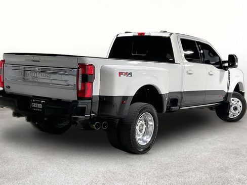 Used 2025 Ford F450 King Ranch w/ FX4 Off-Road Package AWD/4WD image 2