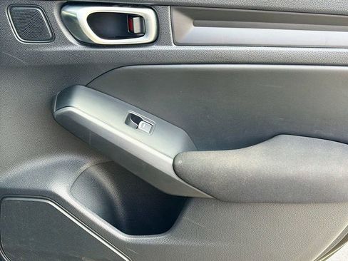 Used 2024 Honda Civic Sport image 17