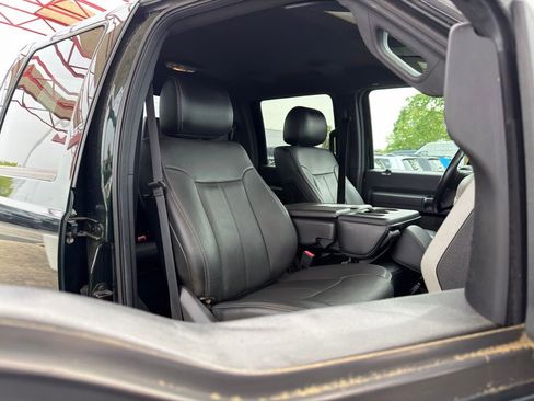 Used 2016 Ford F250 Lariat w/ Lariat Interior Package AWD/4WD image 34