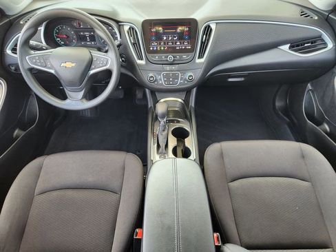Used 2024 Chevrolet Malibu LT image 20