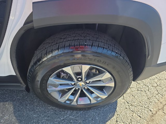 Used 2025 Chevrolet Equinox LT FWD image 34