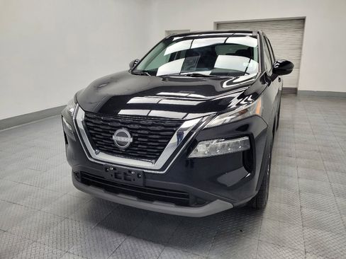 Used 2022 Nissan Rogue SV FWD image 15