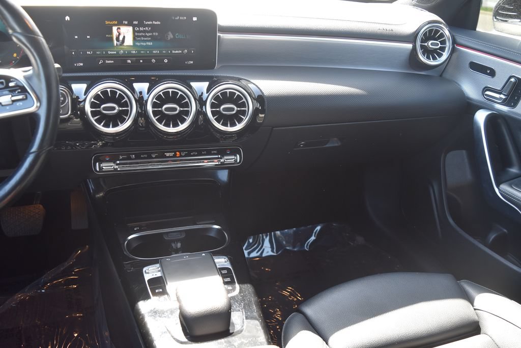 Used 2020 Mercedes-Benz CLA 250 4MATIC image 12