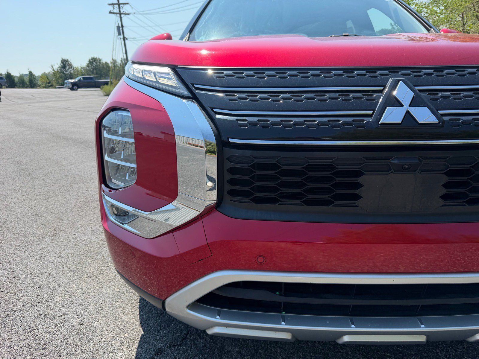 Used 2023 Mitsubishi Outlander SE FWD image 4