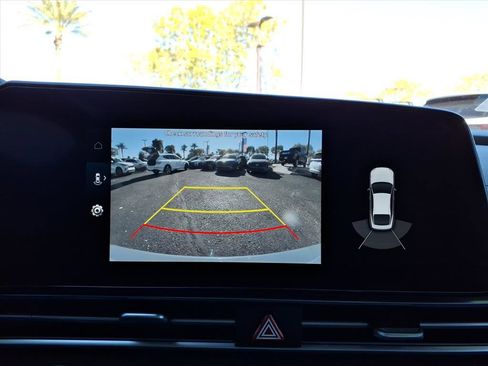 Certified 2022 Hyundai Elantra Limited image 21