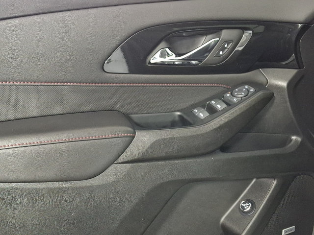 Used 2023 Chevrolet Traverse RS AWD/4WD image 15