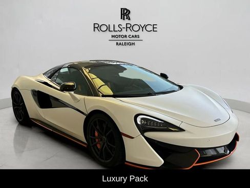 Used 2018 McLaren 570S Spider RWD image 6