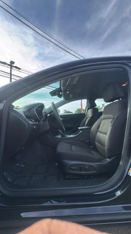 Used 2023 Chevrolet Malibu LT FWD image 11