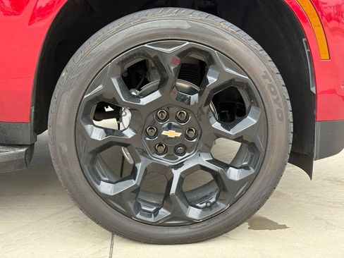 Used 2025 Chevrolet Tahoe RST w/ RST Capability Package AWD/4WD image 10