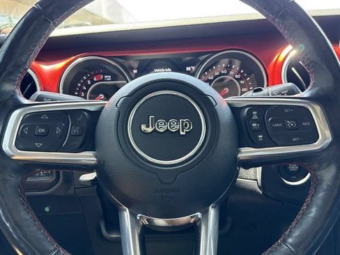 Used 2019 Jeep Wrangler Unlimited Rubicon w/ Dual Top Group AWD/4WD image 19