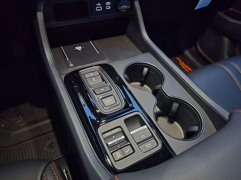 Certified 2025 Honda Pilot TrailSport image 23