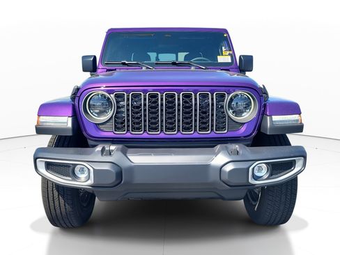 New 2026 Jeep Gladiator Sahara image 3