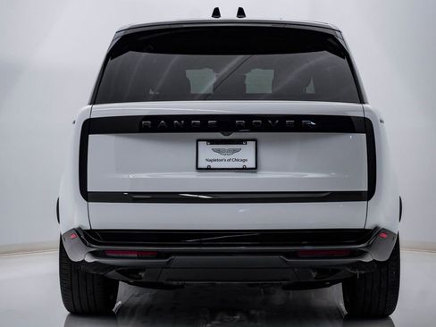 Used 2025 Land Rover Range Rover Long Wheelbase SE AWD/4WD image 8