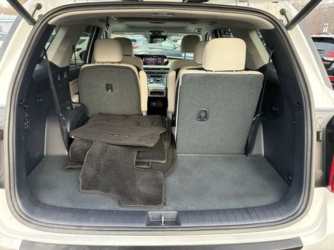 Used 2024 Hyundai Palisade Limited image 12