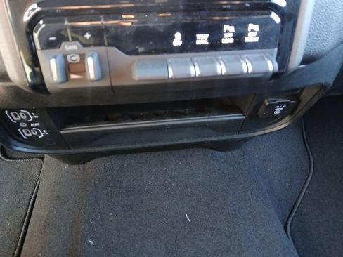 New 2026 RAM 2500 Tradesman AWD/4WD image 36