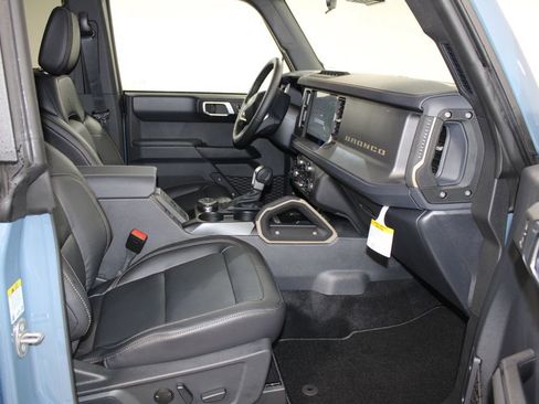 New 2025 Ford Bronco Badlands image 26