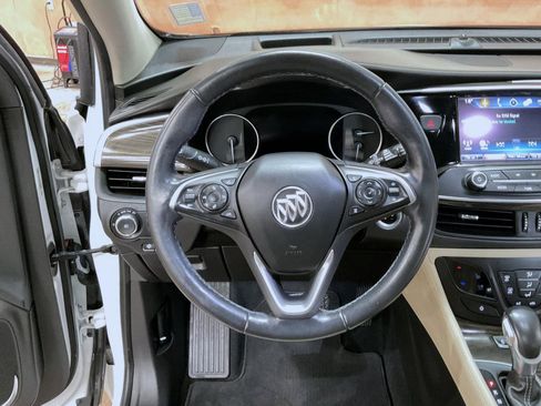 Used 2020 Buick Envision Premium w/ Driver Confidence Package image 11