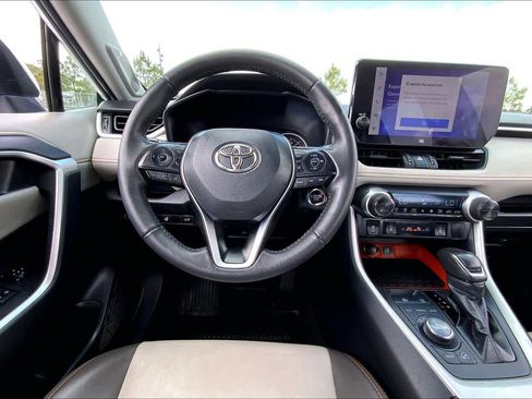 Used 2023 Toyota RAV4 Adventure w/ Convenience Package image 6