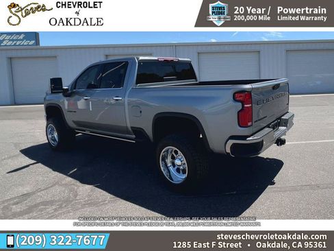 New 2026 Chevrolet Silverado 2500 LTZ w/ LTZ Premium Package AWD/4WD image 9