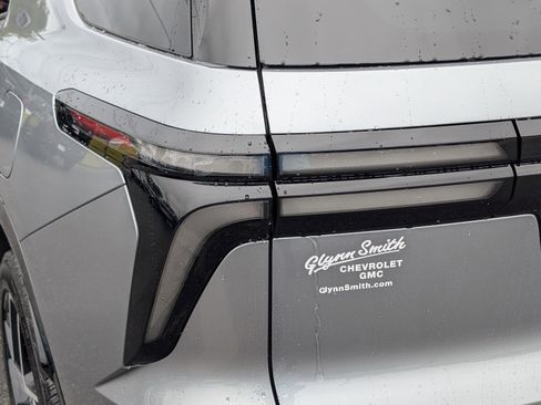 New 2026 Chevrolet Traverse High Country image 11