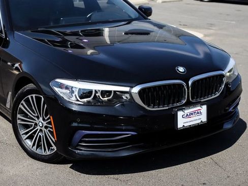 Used 2019 BMW 530i xDrive w/ Convenience Package AWD/4WD image 5