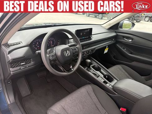 Used 2024 Honda Accord EX image 12