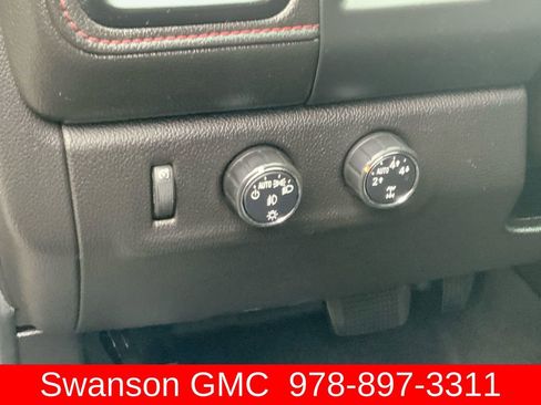 Used 2015 GMC Canyon SLE w/ All-Terrain Package image 20