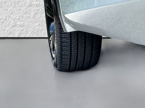 Used 2024 Volkswagen Tiguan SE R-Line FWD image 42