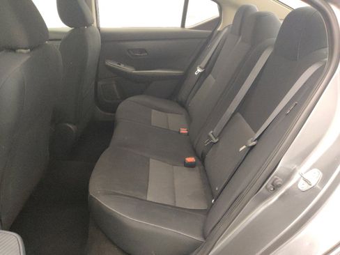Used 2024 Nissan Sentra SV FWD image 18