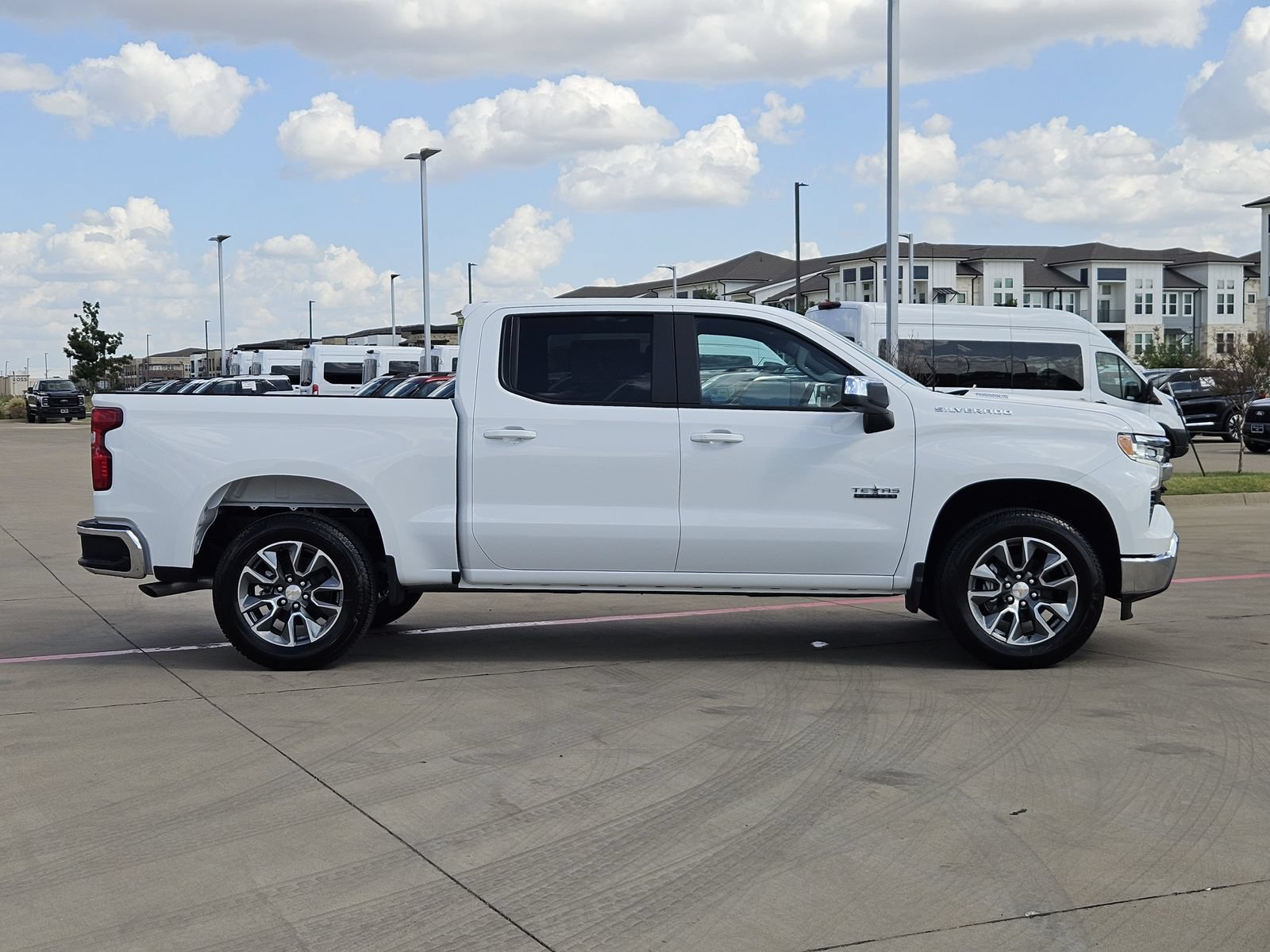 New 2026 Chevrolet Silverado 1500 LT w/ Texas Edition Plus RWD image 7