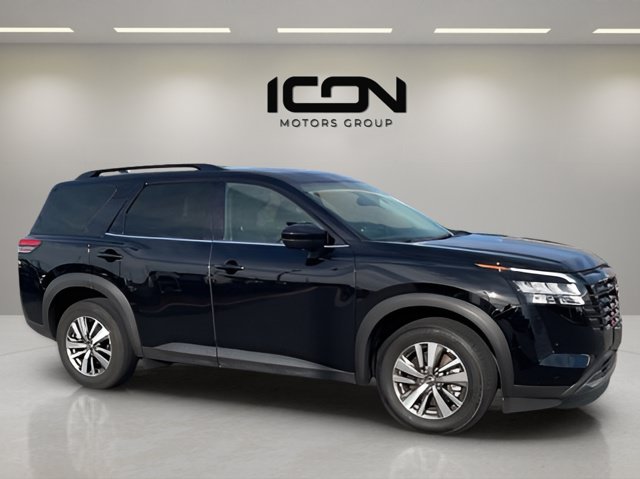 Used 2026 Nissan Pathfinder SL AWD/4WD image 5