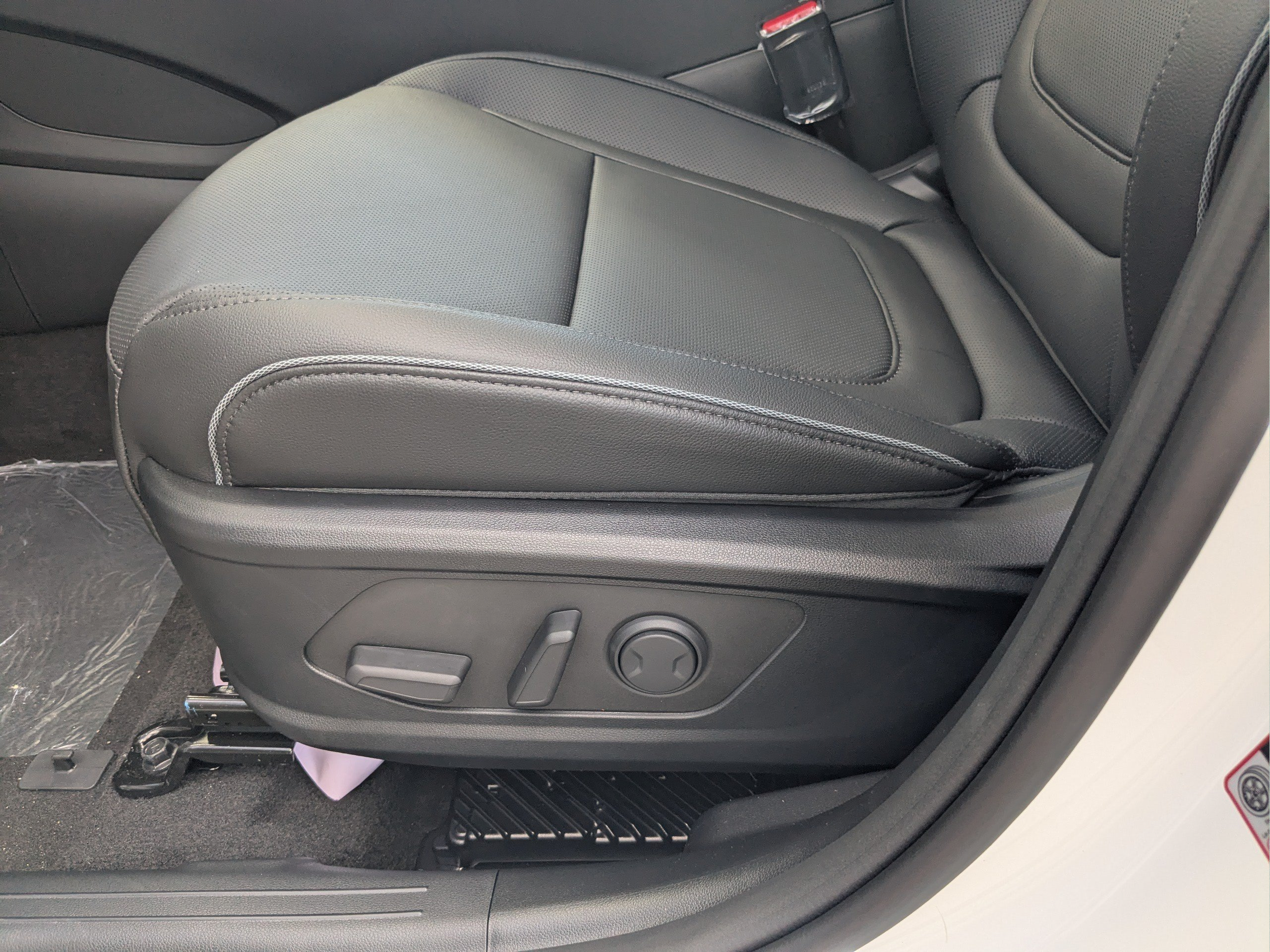New 2027 Hyundai Kona SEL Sport FWD image 25