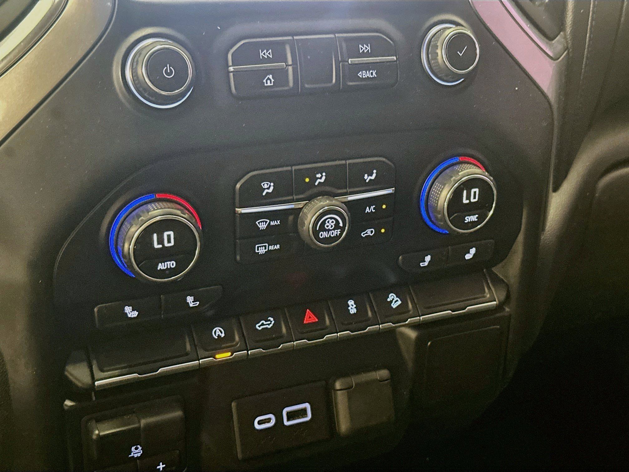 Used 2019 Chevrolet Silverado 1500 LT w/ All-Star Edition AWD/4WD image 24