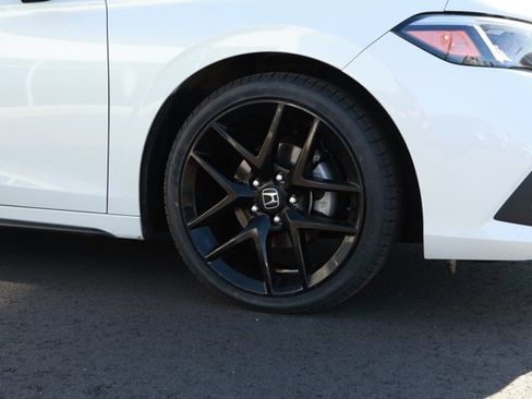 Used 2024 Honda Civic Sport image 5