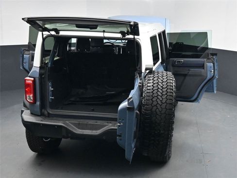 Used 2025 Ford Bronco Heritage Edition image 16