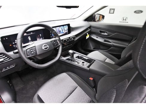 New 2026 Nissan Sentra SV w/ SV Convenience Package FWD image 12