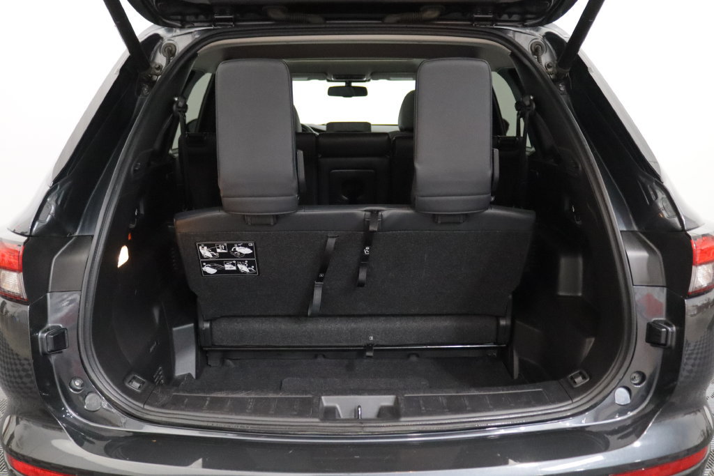 Used 2024 Mitsubishi Outlander SE AWD/4WD image 31